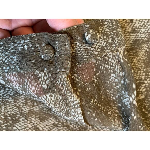 CHICO's | Printed Chiffon Split Neck Tunic Beaded Neck Chico's Sz 3 - Picture 6 of 11